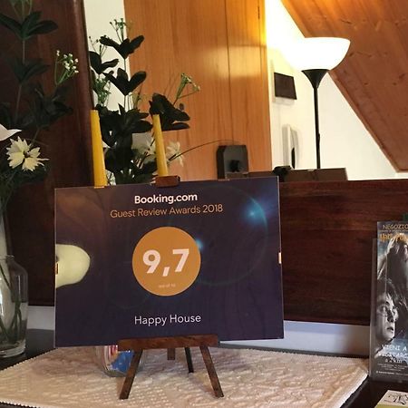 グッビオHappy Houseアパートメント エクステリア 写真