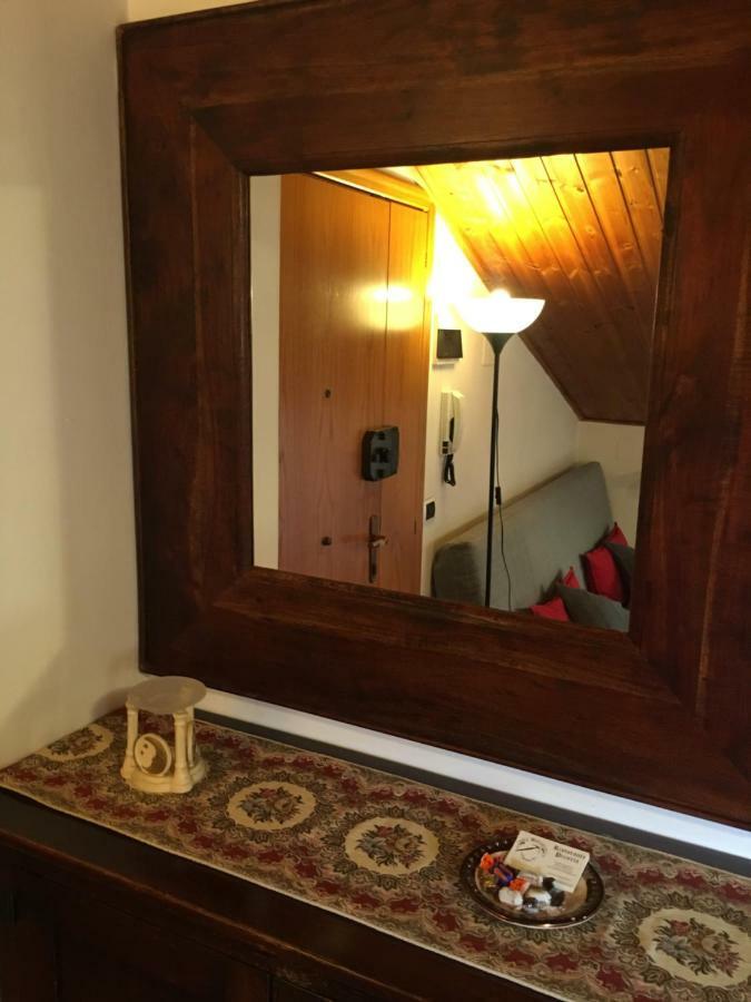 グッビオHappy Houseアパートメント エクステリア 写真